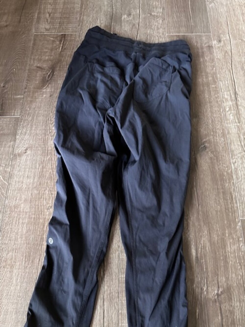 Lululemon size 6 street to studio pants